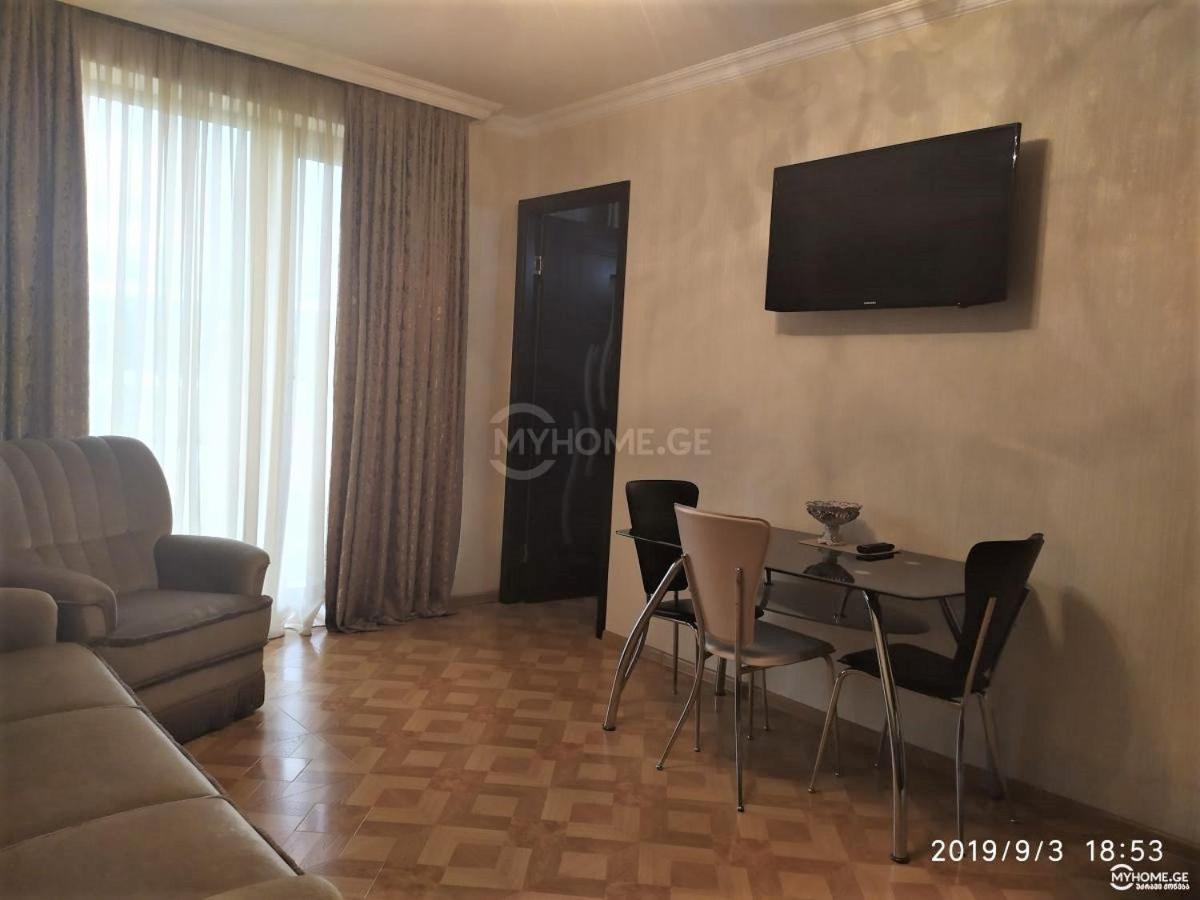Izi'S Cozy Apartment Kutaisi Exteriér fotografie
