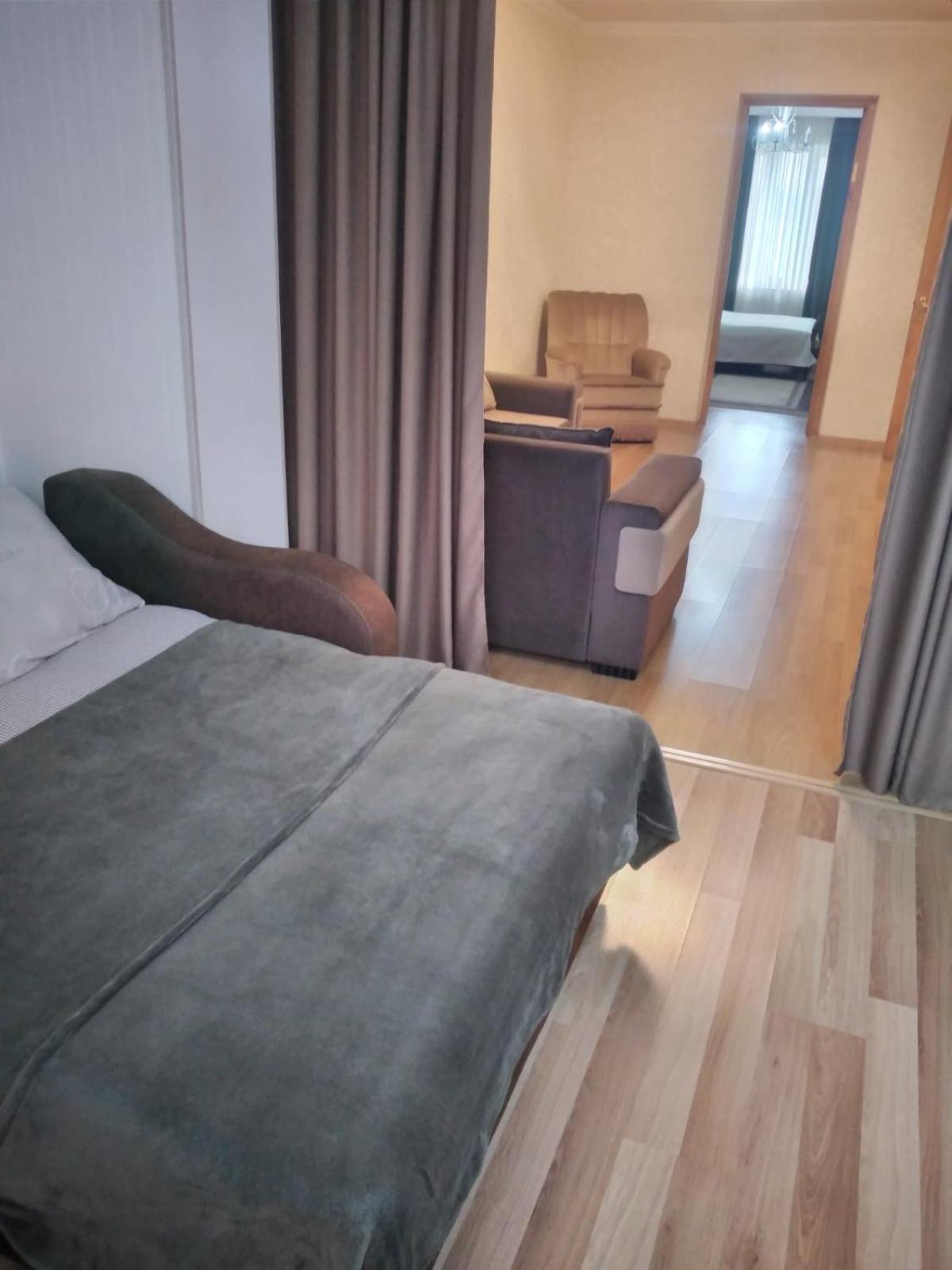 Izi'S Cozy Apartment Kutaisi Exteriér fotografie